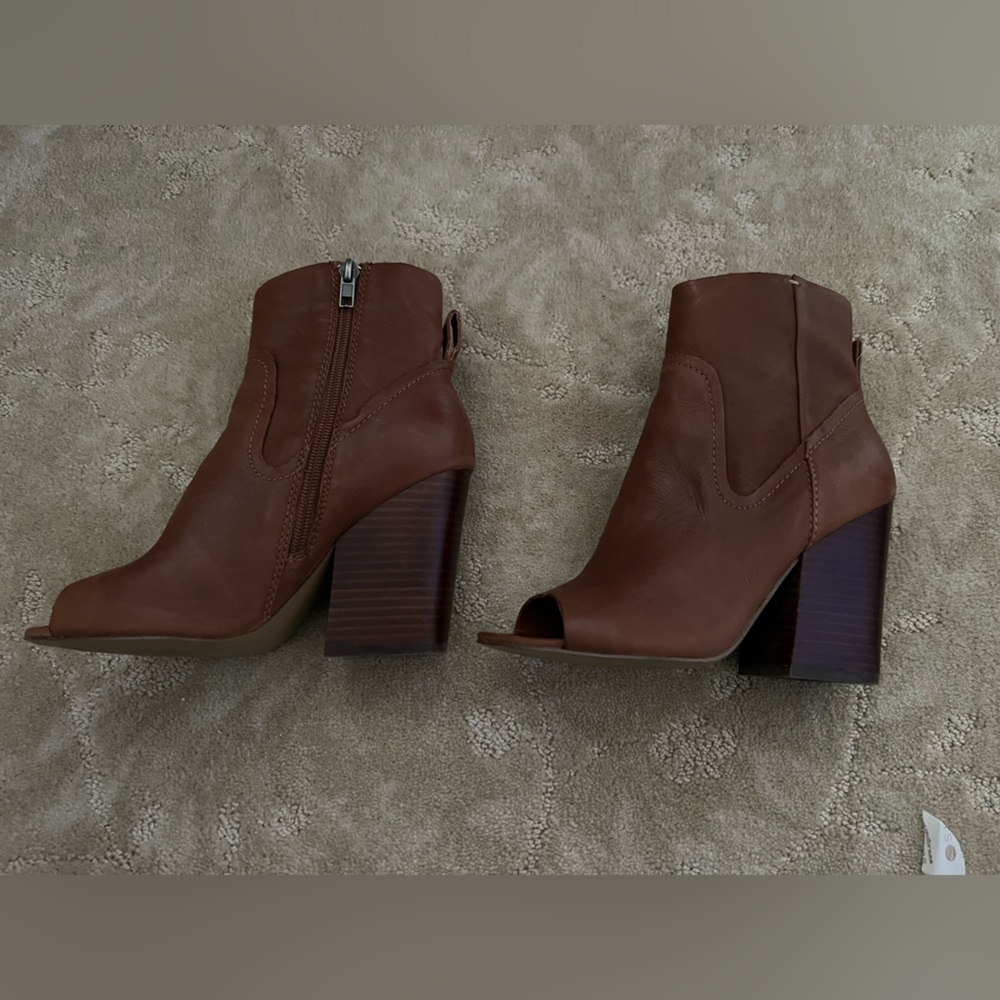 Steve Madden Open Toe Booties. - image 7
